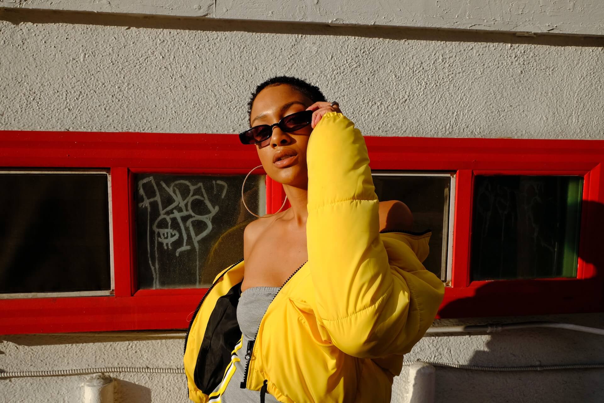 Effortless Outfit Ideas for Busy Professionals(Video) Mike Von BWUOx0SaSAk Unsplash